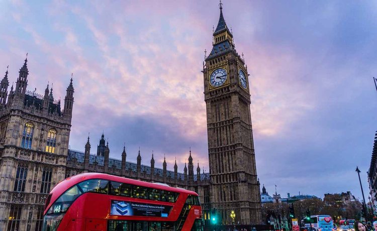 Get affordable trip deals from Delhi to London, United Kingdom.